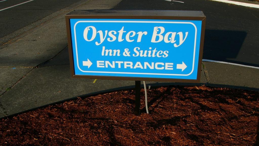 Oyster Bay Inn & Suites Bremerton Exteriér fotografie